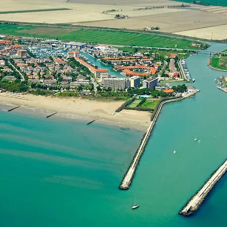 Relax And Enjoy Our Pool - Beahost Porto Santa Margherita di Caorle